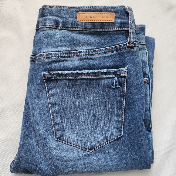 ARTICLES OF SOCIETY Distressed Stretch Denim Jeans - Picture 1 of 15